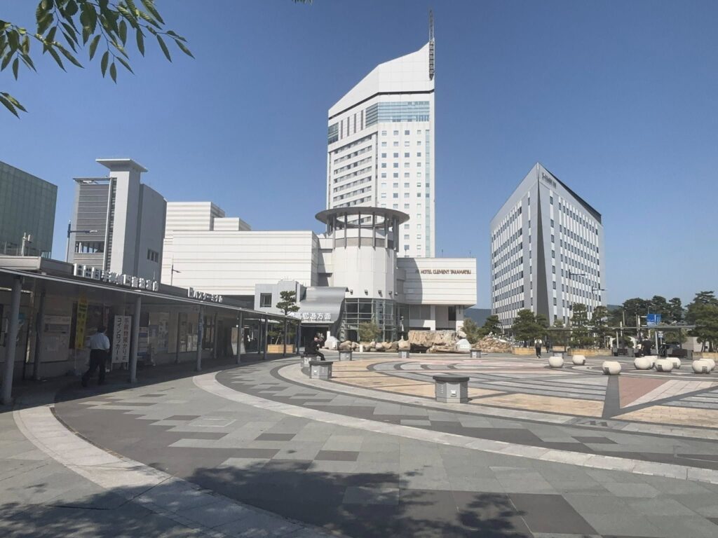 高知市 まちづくり調査特別委員会
香川県高松市 サンポート高松地区 視察 藤木真由美